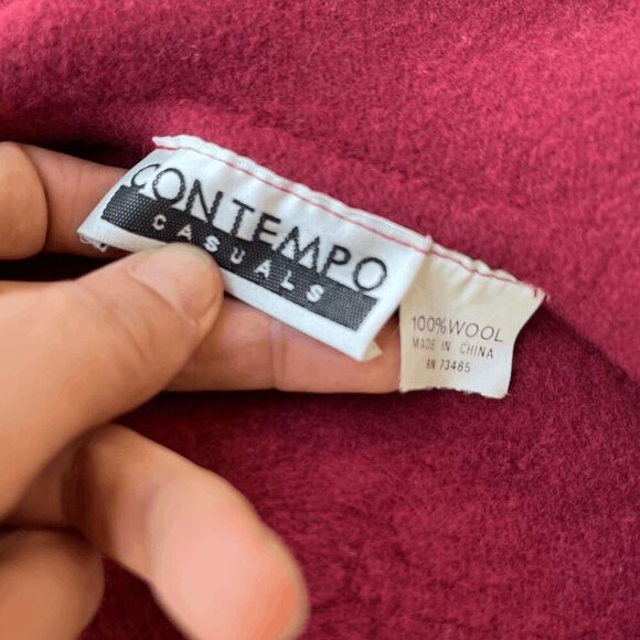 Berry Red Vintage Wool Baret by Contemporary Casuals - French, Clean, Winter - Picture 3 of 7